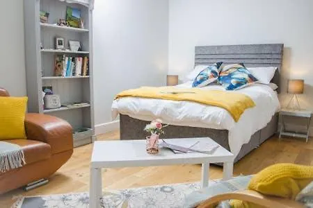 Alder House * Killarney